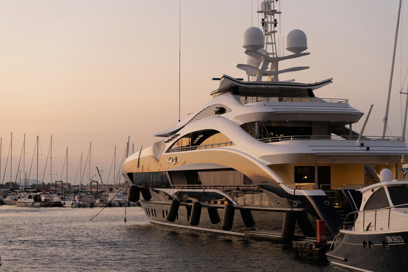 Luxury superyacht